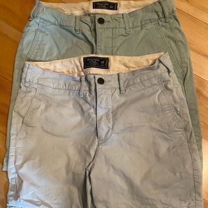 2 pair Men’s Abercrombie & Fitch Flat Front shorts size 28” waist